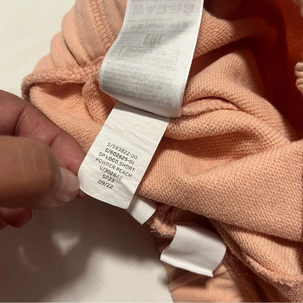 GAP Girls Size Small (6-7) Logo Casual Shorts - Tan and Cream /Peach EUC Comfy